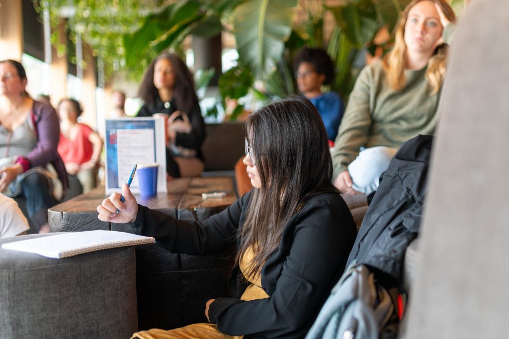 387166957_1322038408507840_425536937534414927_n